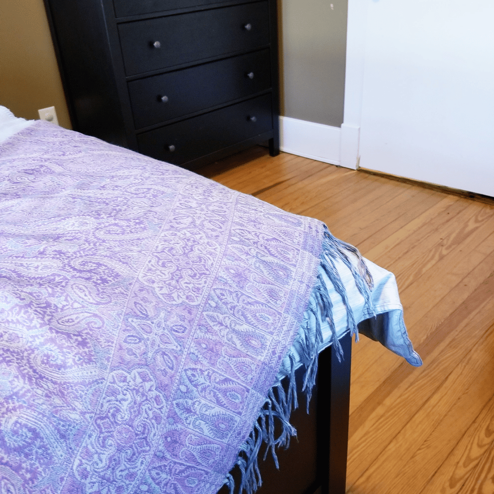 bedroom with insulated floors